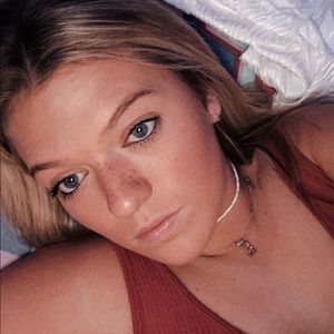 Meet your Posher, Libby